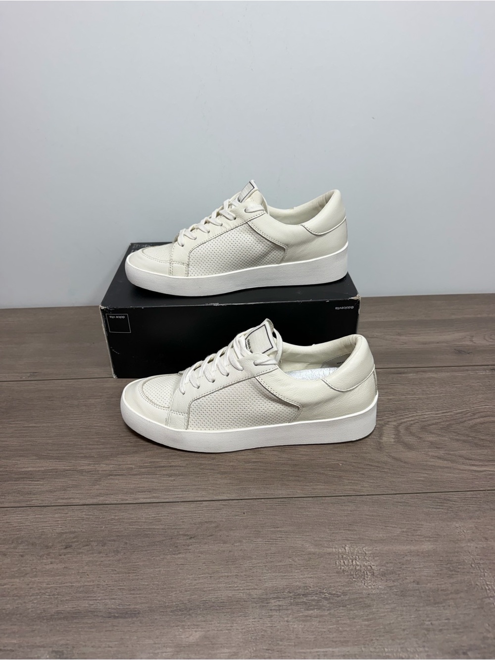 Brand new women’s Dolce Vita Ledger Perforated Leather Sneakers, a size 8.5 no